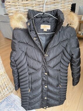 Michael Kors Black Quilted Long Puffer Coat with Faux-Fur Trim Hood